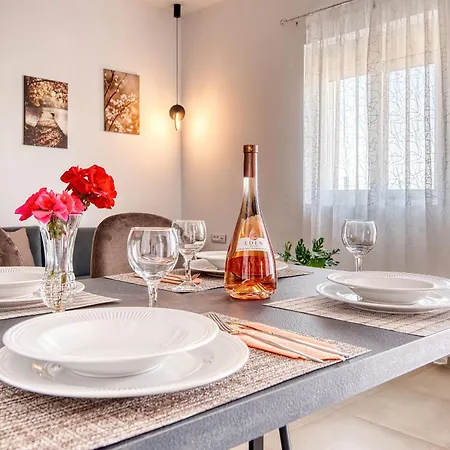 Floras House Nyaraló