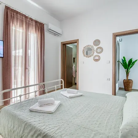 Nyaraló Floras House Paradíszi