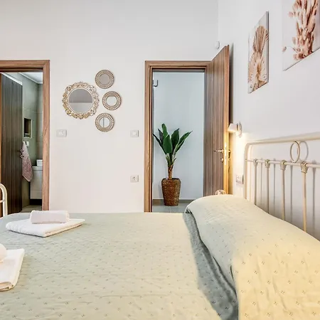 Floras House Nyaraló
