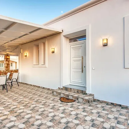 Nyaraló Floras House *
